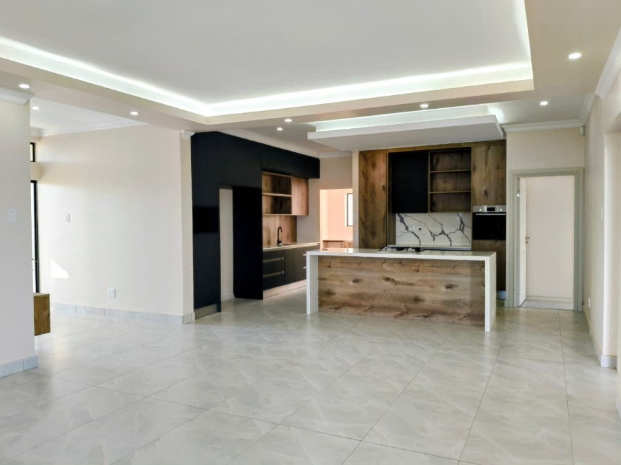 4 Bedroom Property for Sale in Fountains Estate Eastern Cape